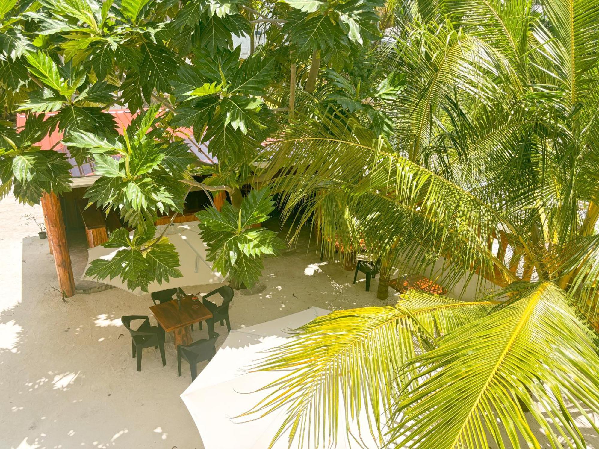 Mathiveri Thundi Inn Экстерьер фото
